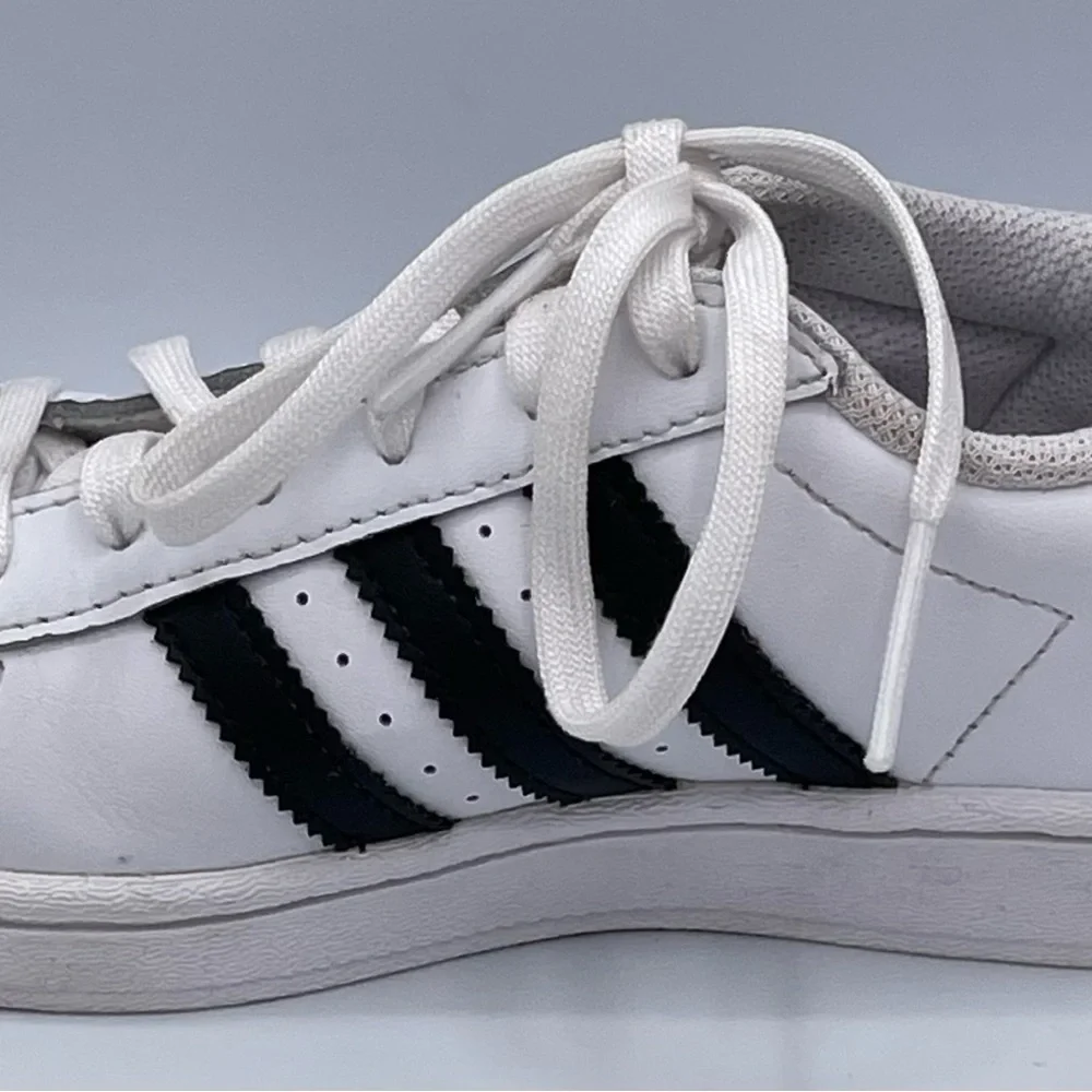 adidas shoes style